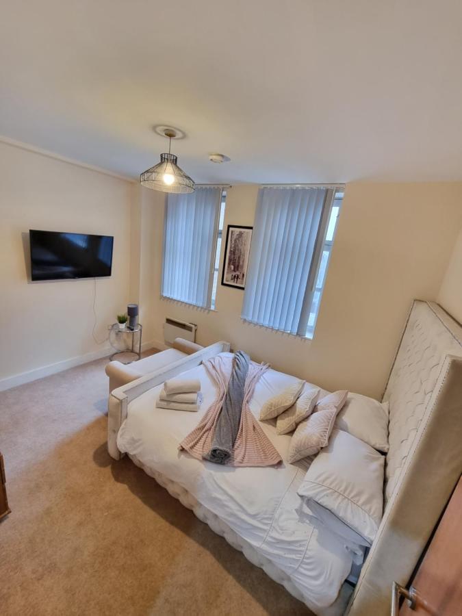 2 Bedroom - City Centre Location - Perfect For Family'S برادفورد المظهر الخارجي الصورة